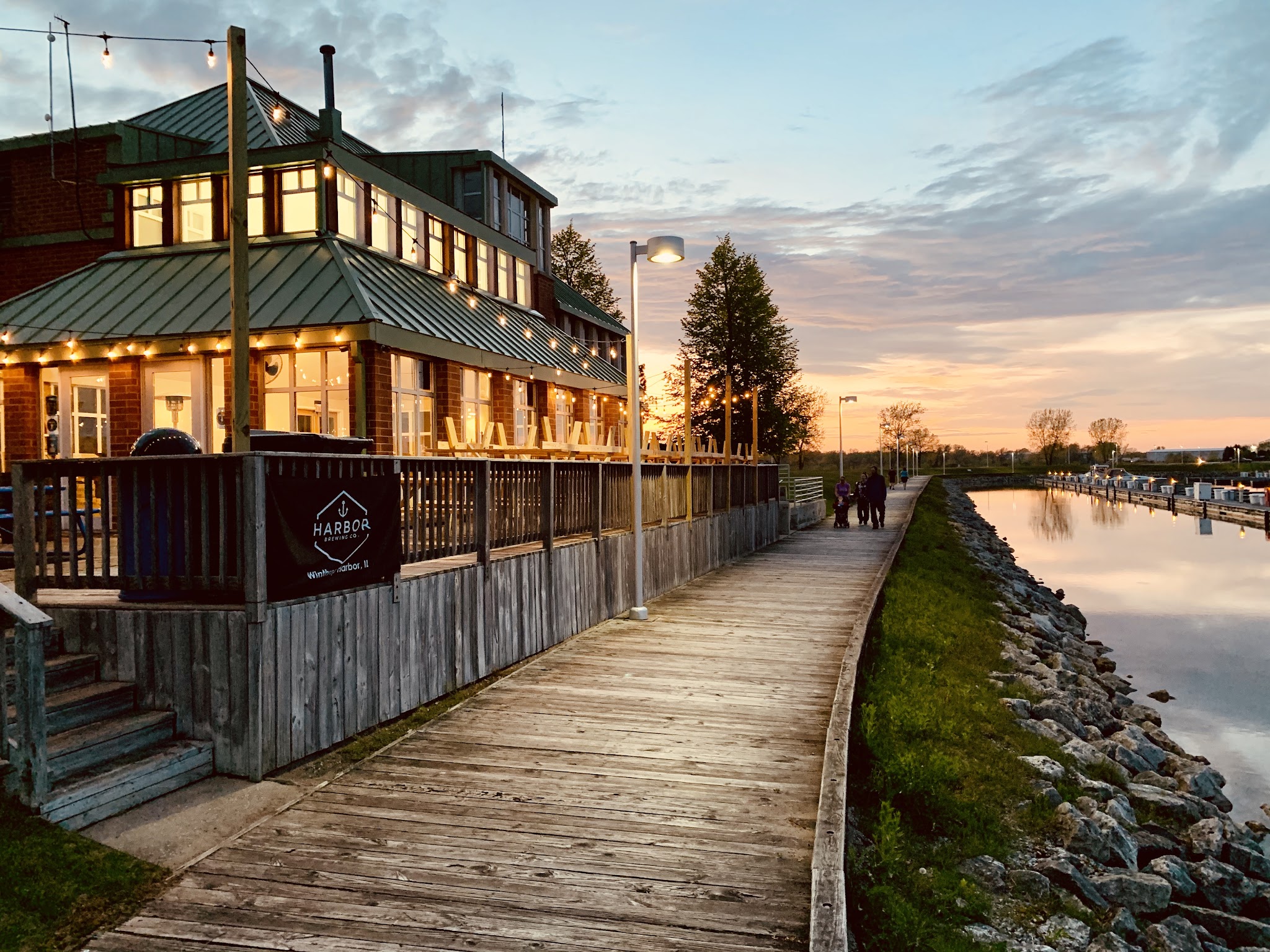 Harbor Brewing Co. Lakefront Biergarten - Winthrop Harbor, IL