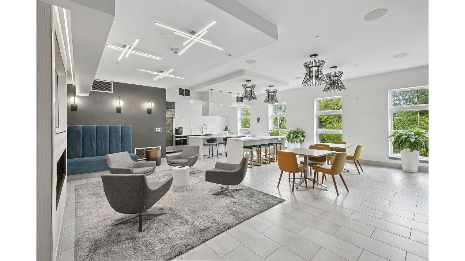 The Park at Woodbridge Station - Woodbridge, NJ