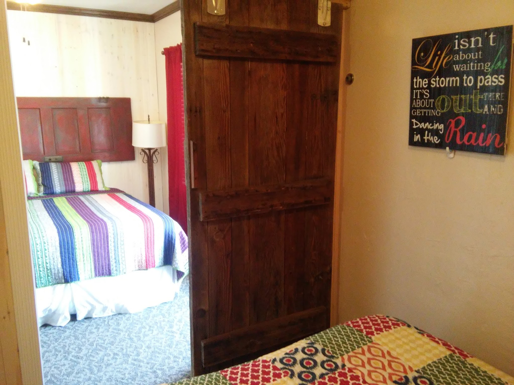 Squaw Valley Motel - Yokuts Valley, CA