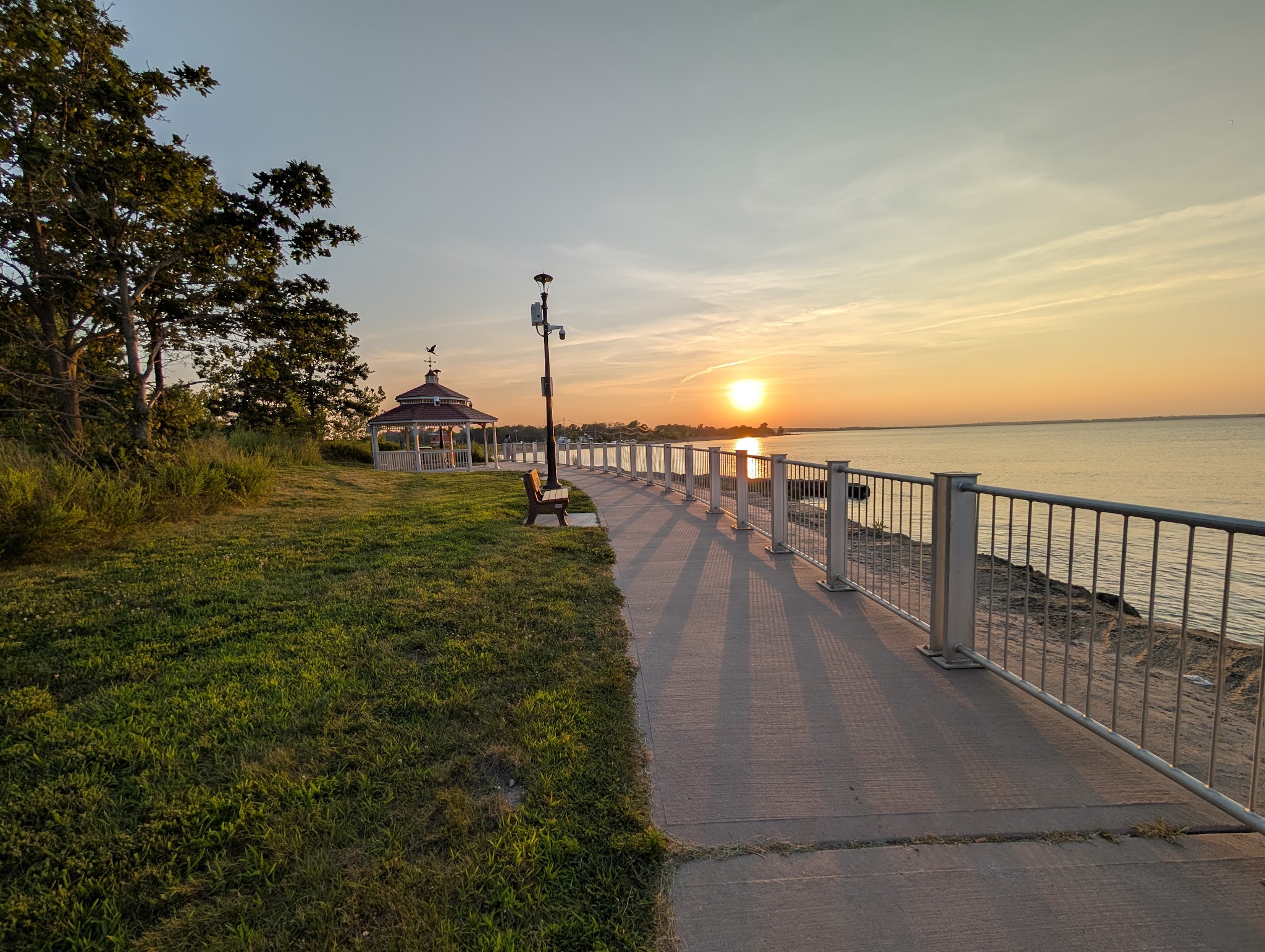 Aberdeen Sea Wall Trailhead - Aberdeen Township, NJ