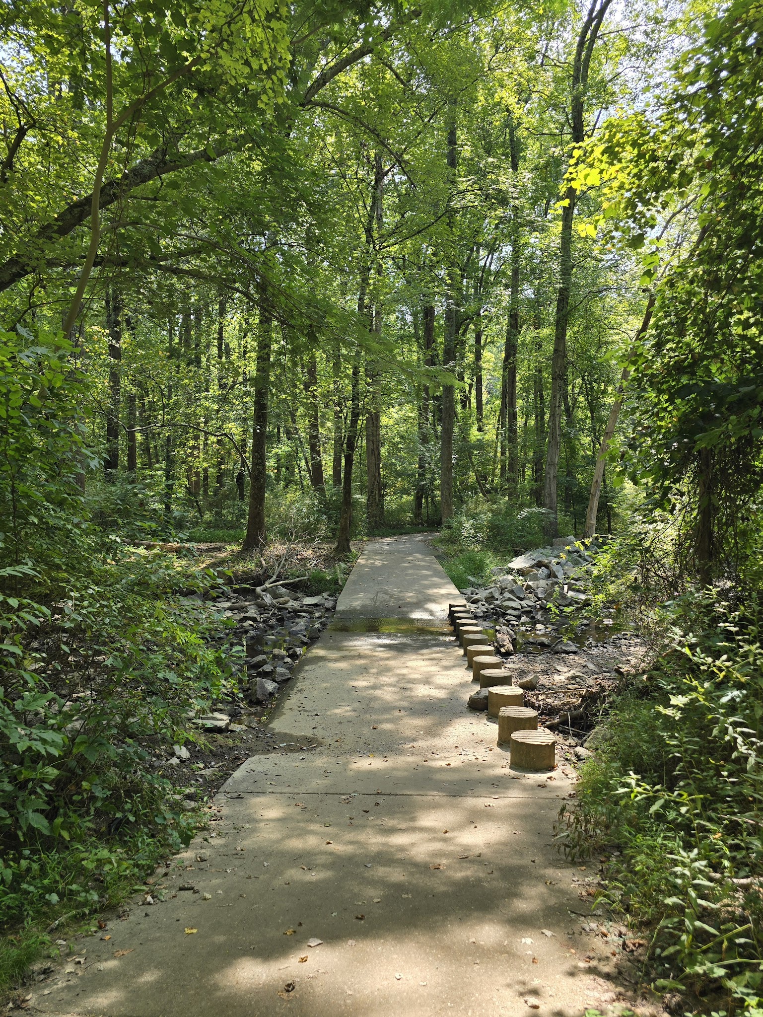 Holmes Run Stream Valley Park - Annandale, VA