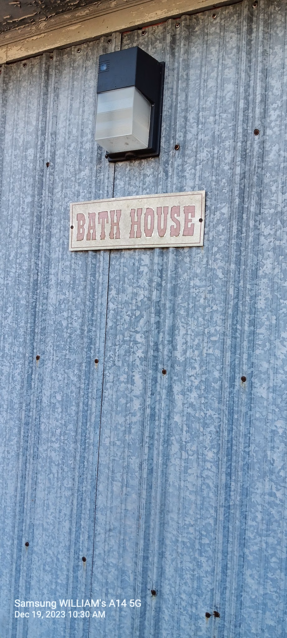 By the Creek Campground and RV Park - Beulaville, NC