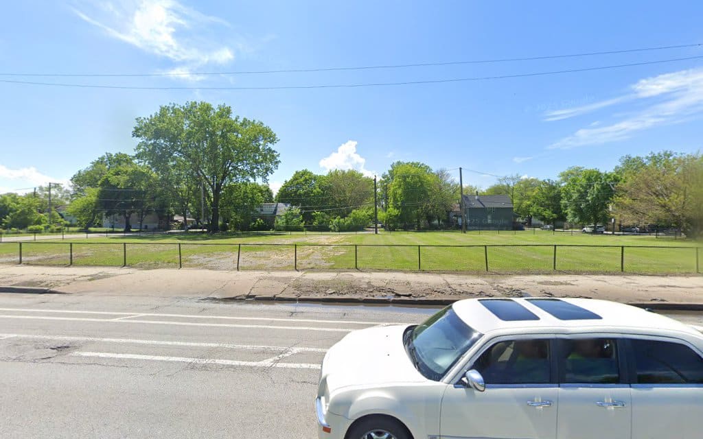 Park 421 Unofficial Dog Friendly Area - Chicago, IL