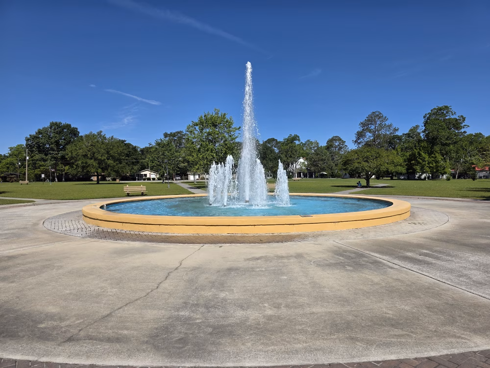 Senior Citizen's Park - Claxton, GA