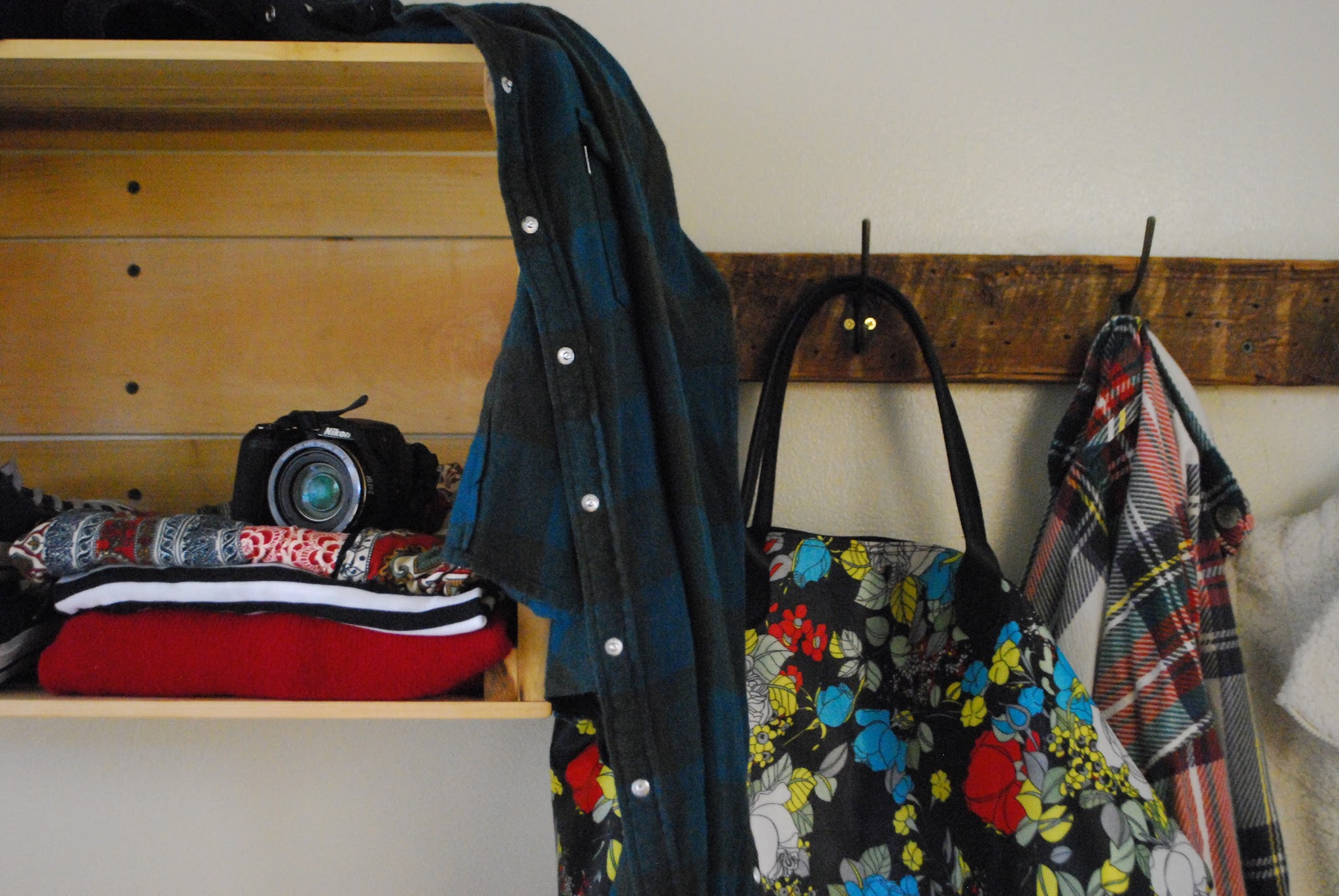 The Billy Motel & Bar / ISH Kitchen - Davis, WV