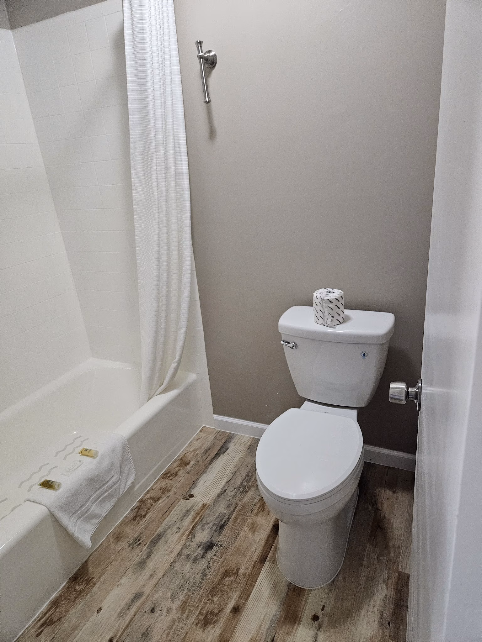 Western Big Sky Inn - Deer Lodge, MT