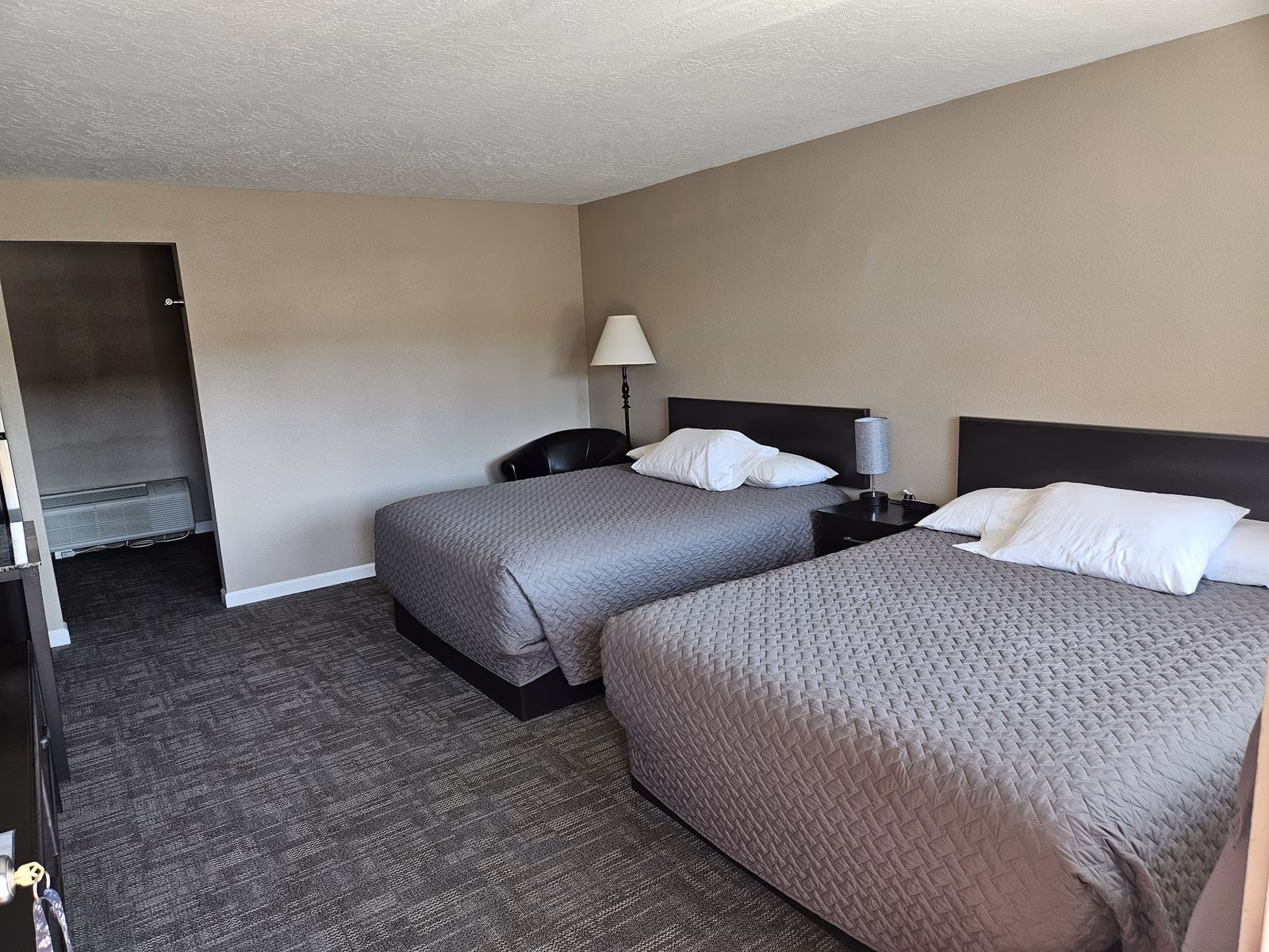 Western Big Sky Inn - Deer Lodge, MT