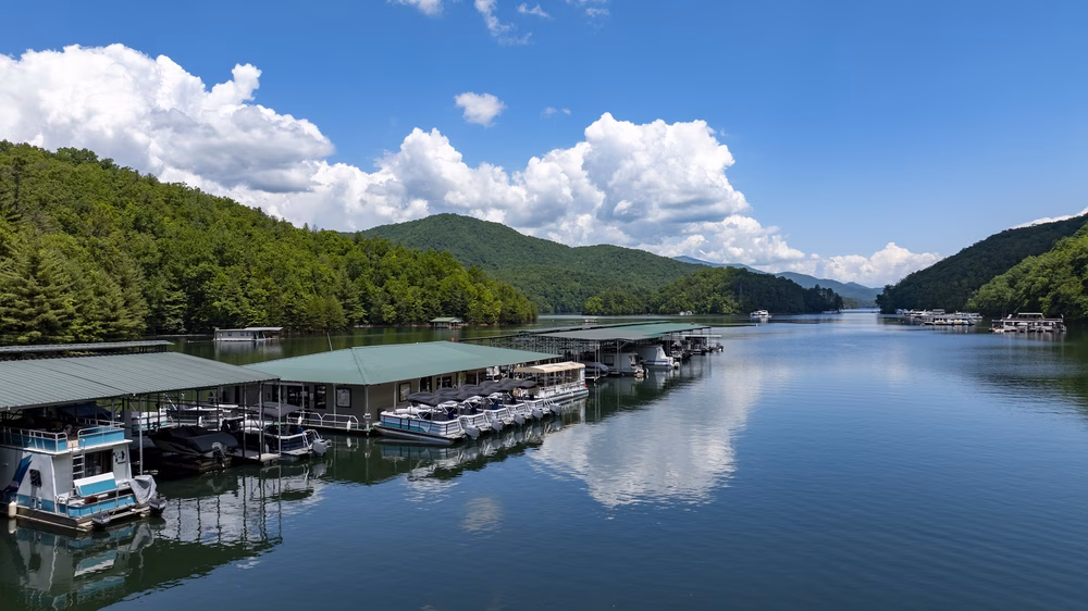 Fontana Village Marina - Fontana Dam, NC