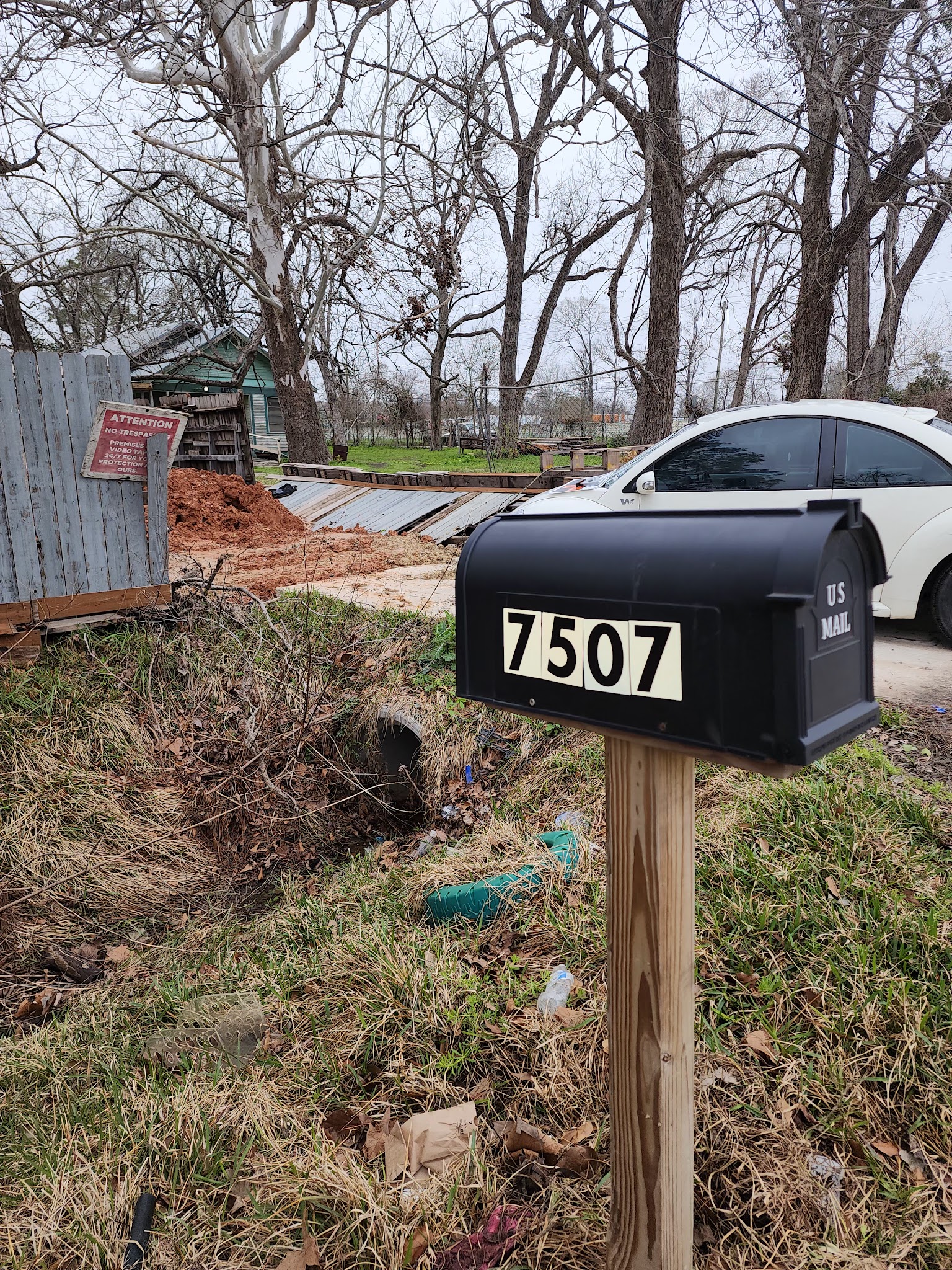 Raymond's Dog Park - Houston, TX