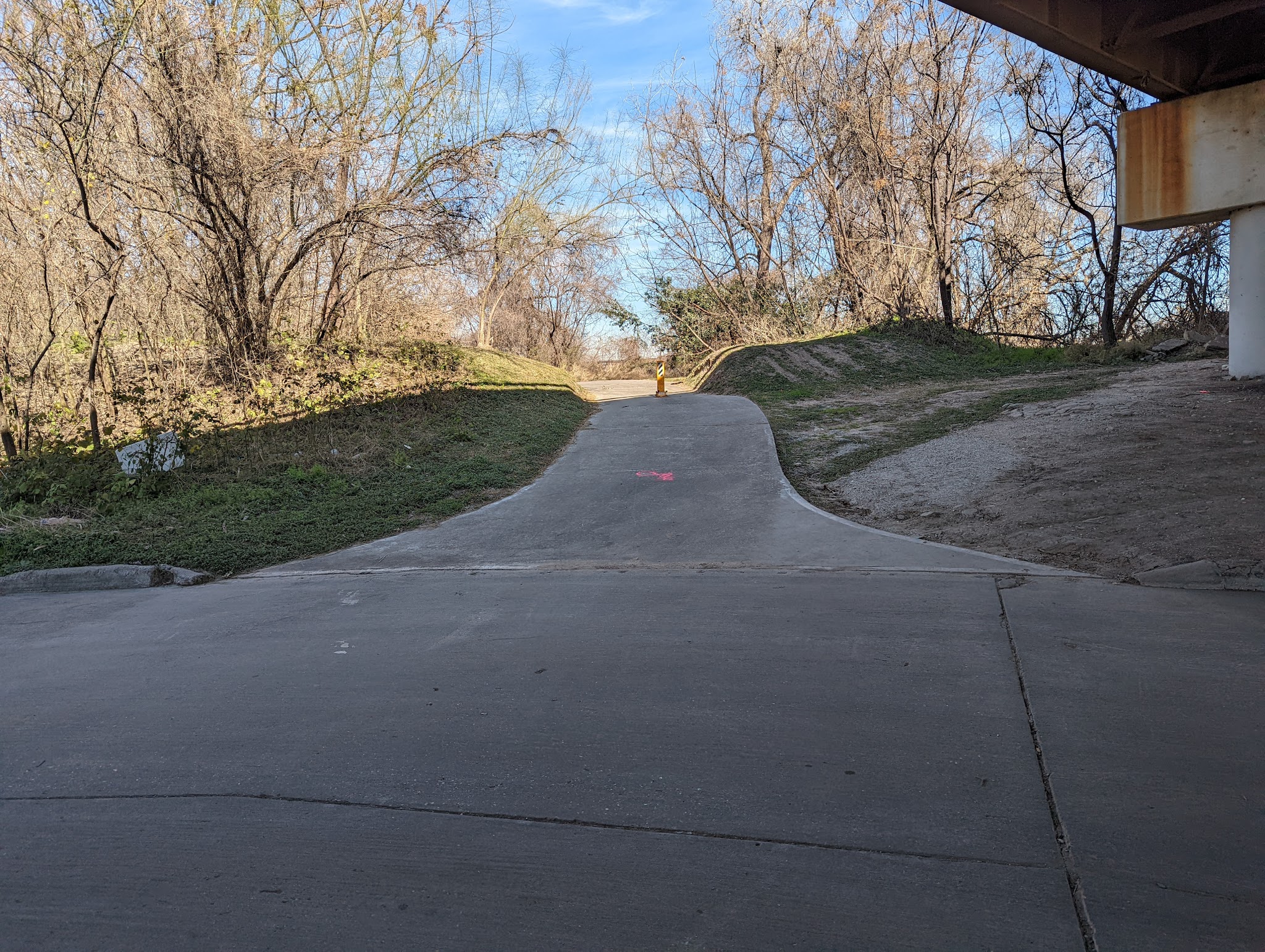 South Bank Buffalo Bayou Hike and Bike Trail - Jensen - Houston, TX