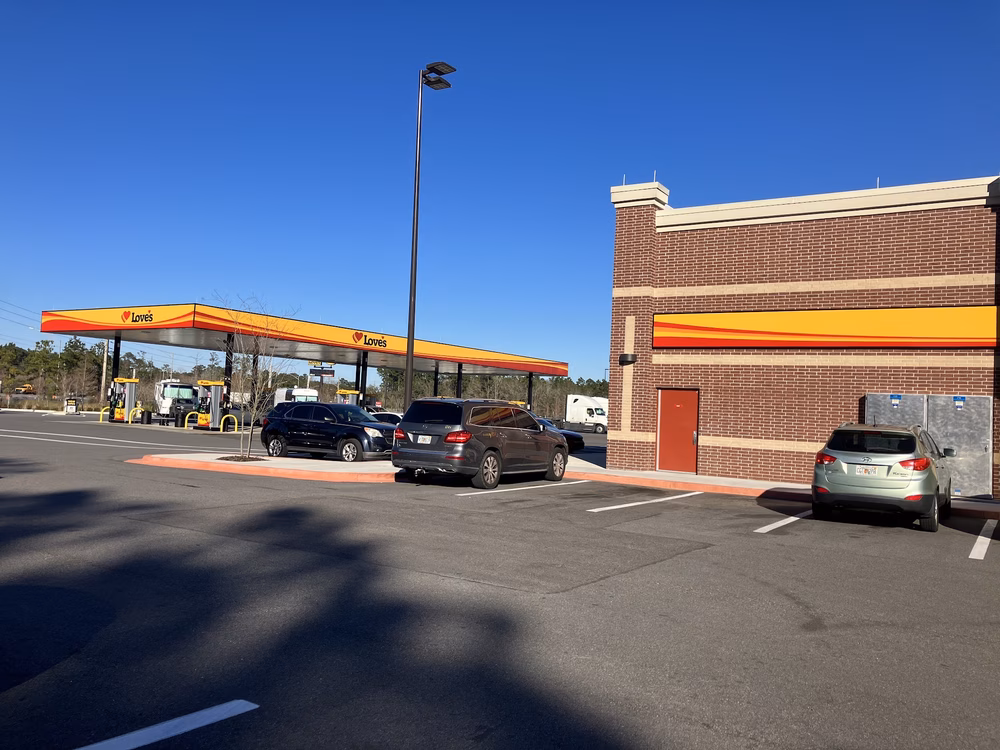 Dog Park at Love's Travel Stops - Jacksonville, FL