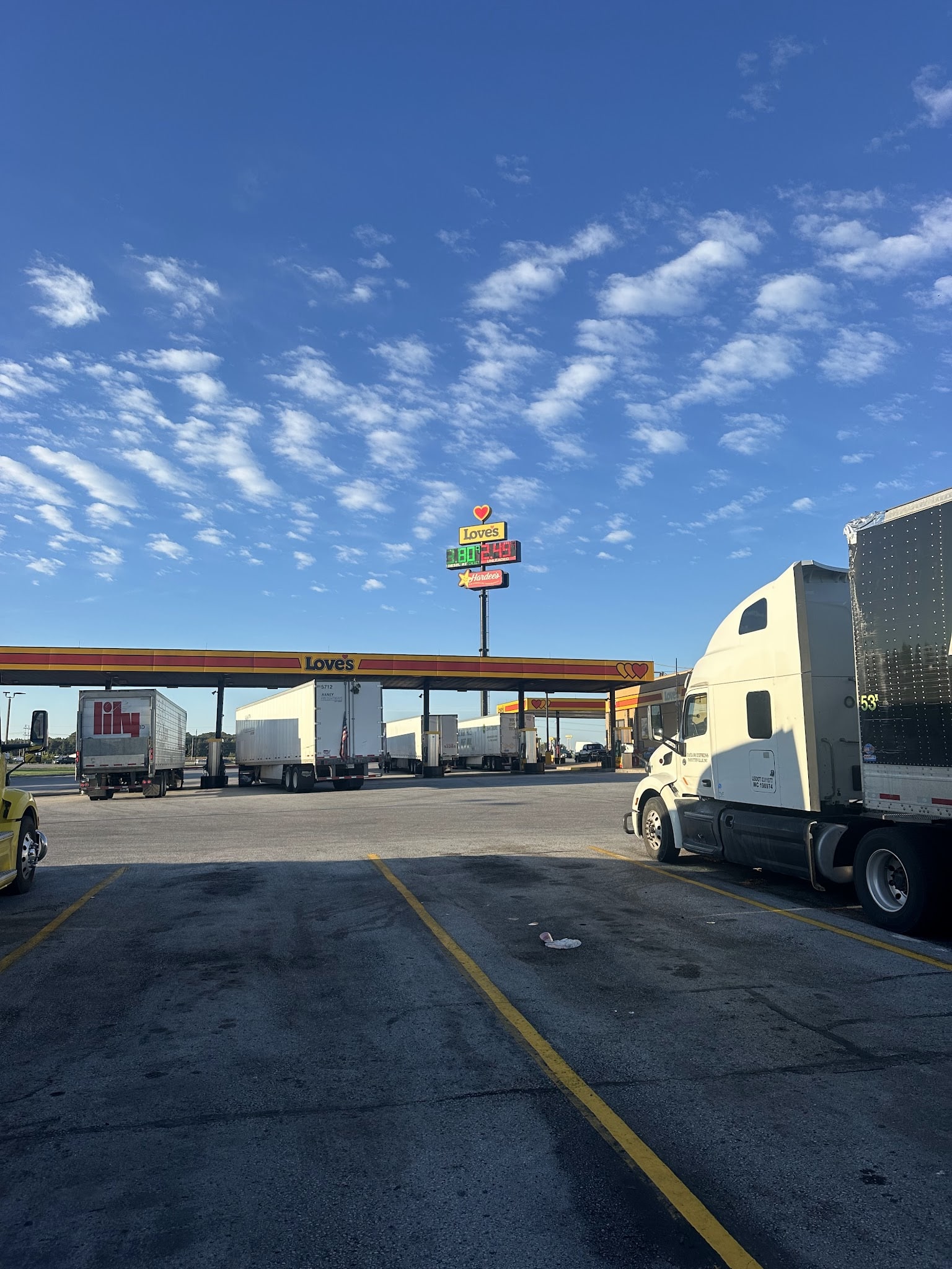 Dog Park at Love's Travel Stops - Joplin, MO