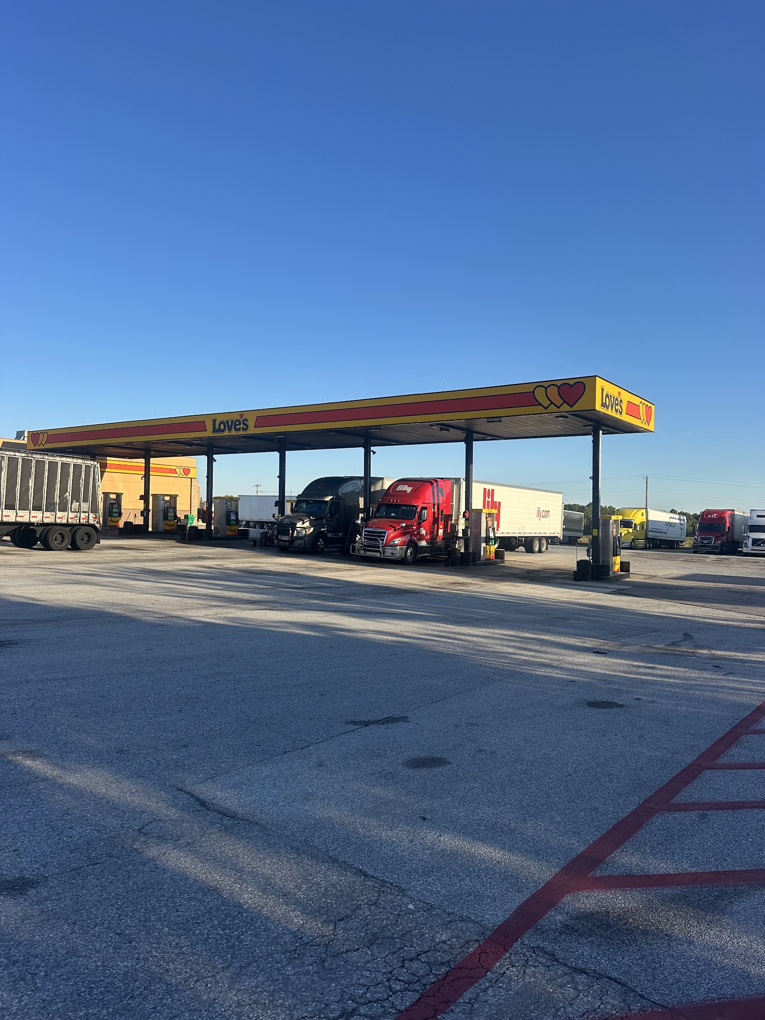 Dog Park at Love's Travel Stops - Joplin, MO