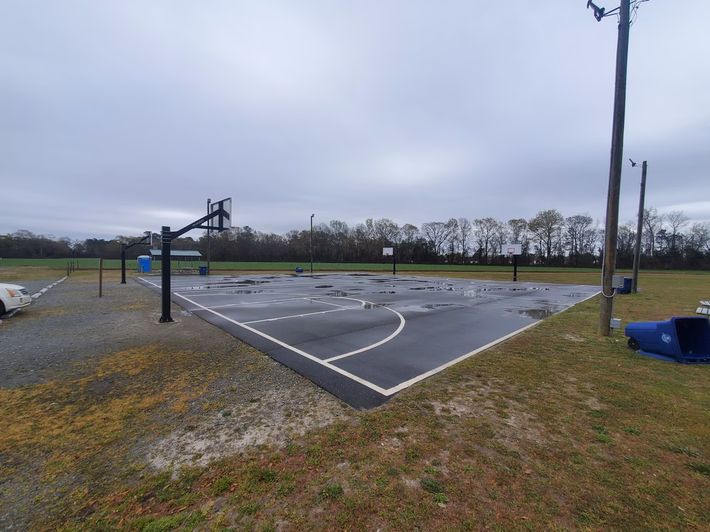 La Grange basketball park - La Grange, NC