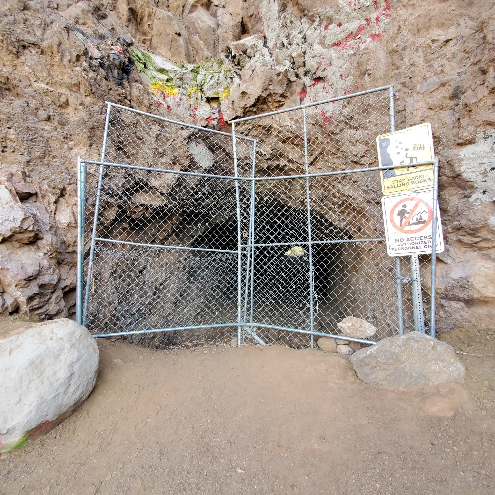 Canyon Hike - Los Angeles, CA