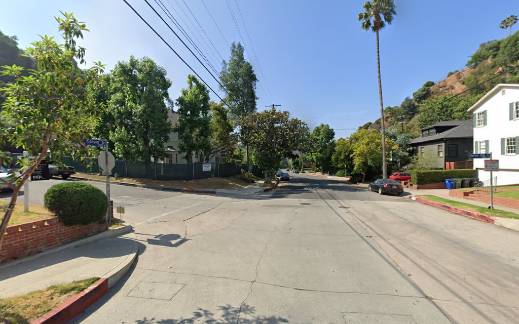 Canyon Hike - Los Angeles, CA