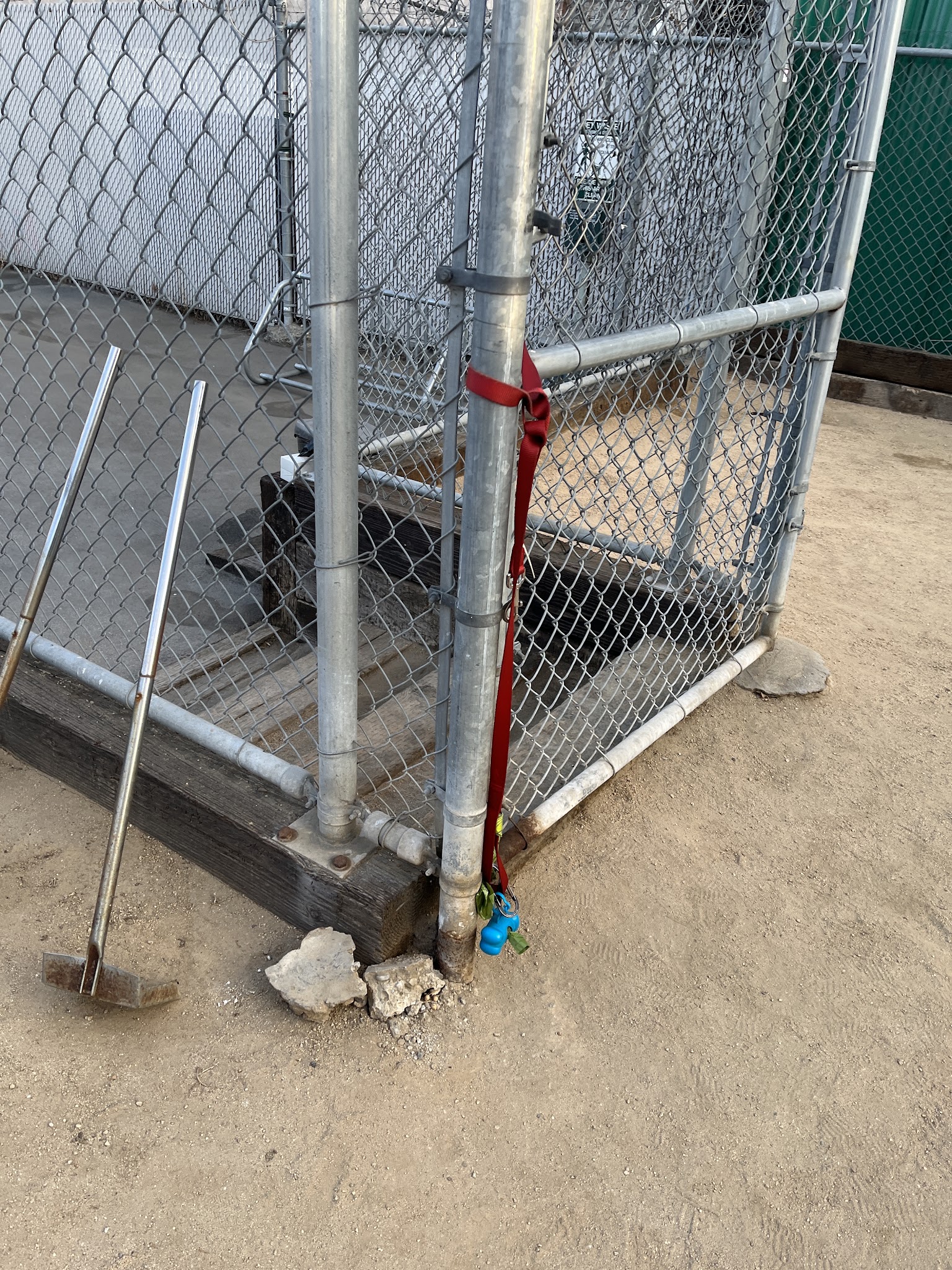 Factory Pl Dog Park - Los Angeles, CA