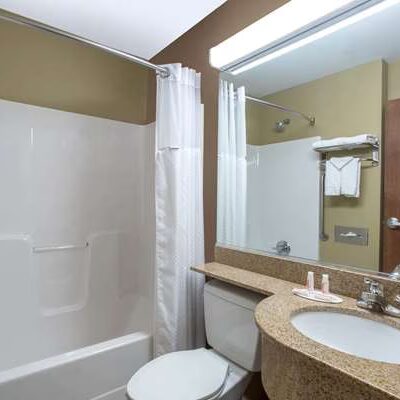 Microtel Inn & Suites by Wyndham Mansfield - Mansfield, PA