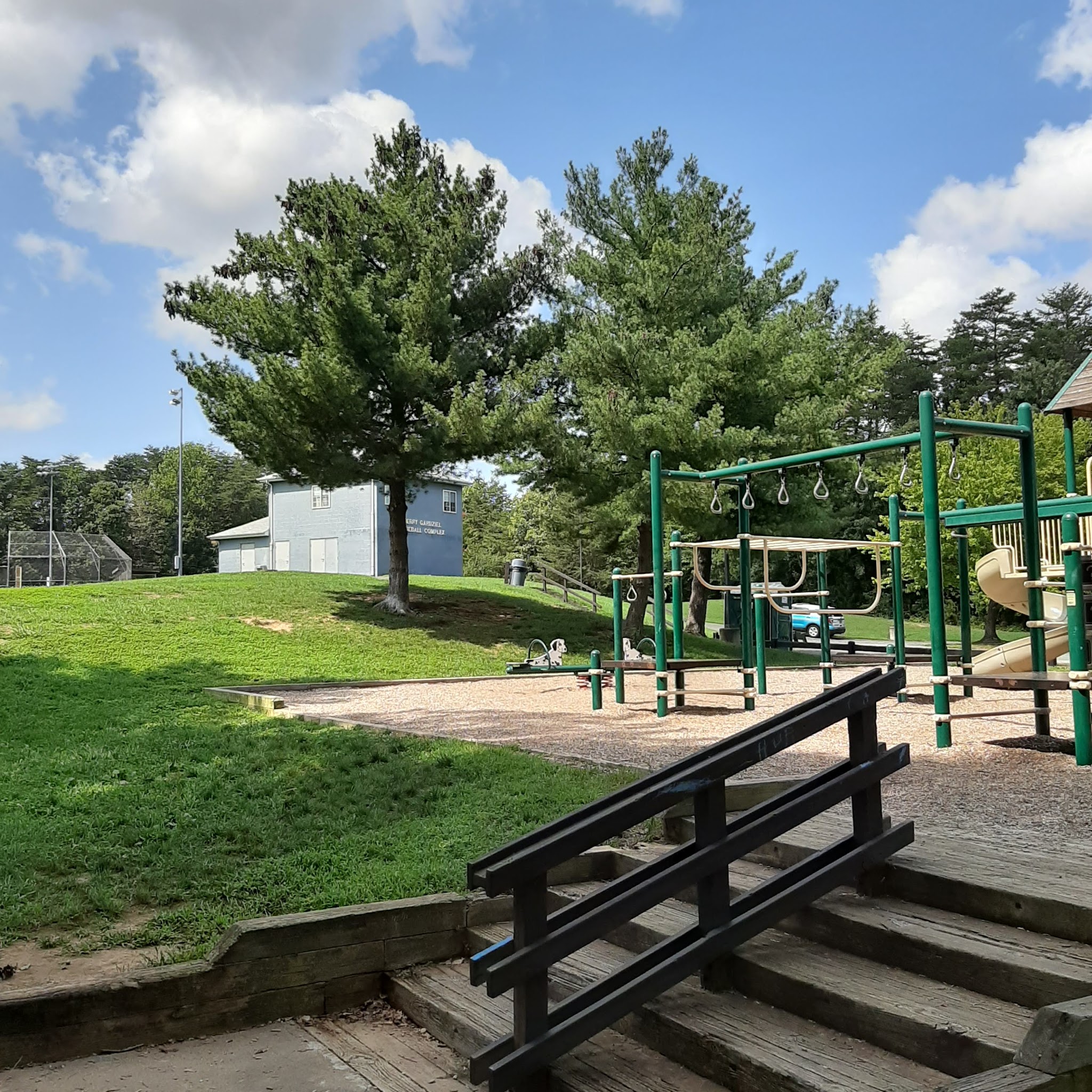 Moncure Park - Montclair, VA