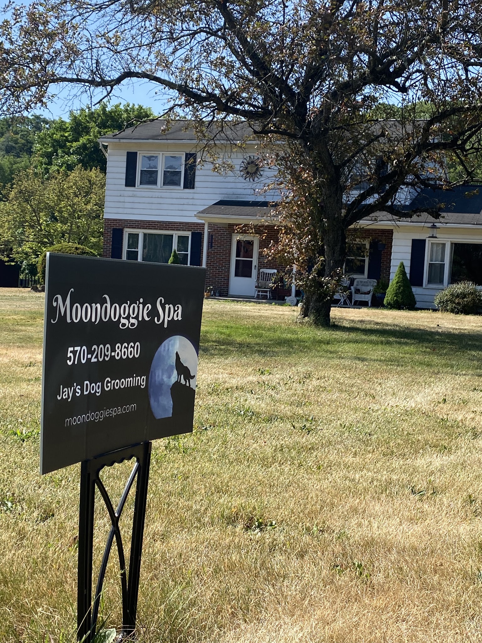 Jay’s Moondoggie Spa - New Columbia, PA