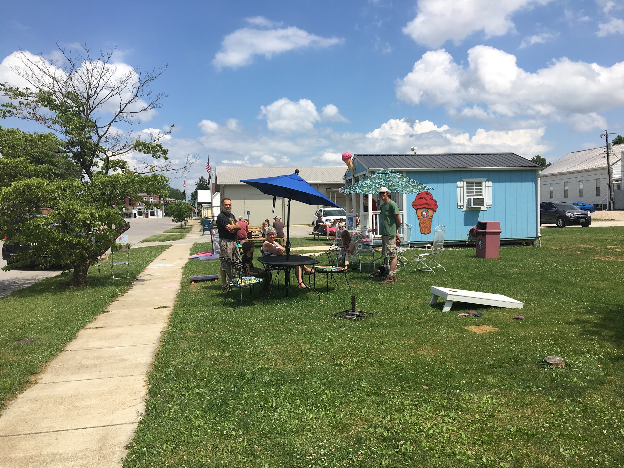 Hometown Scoops - Orleans, IN