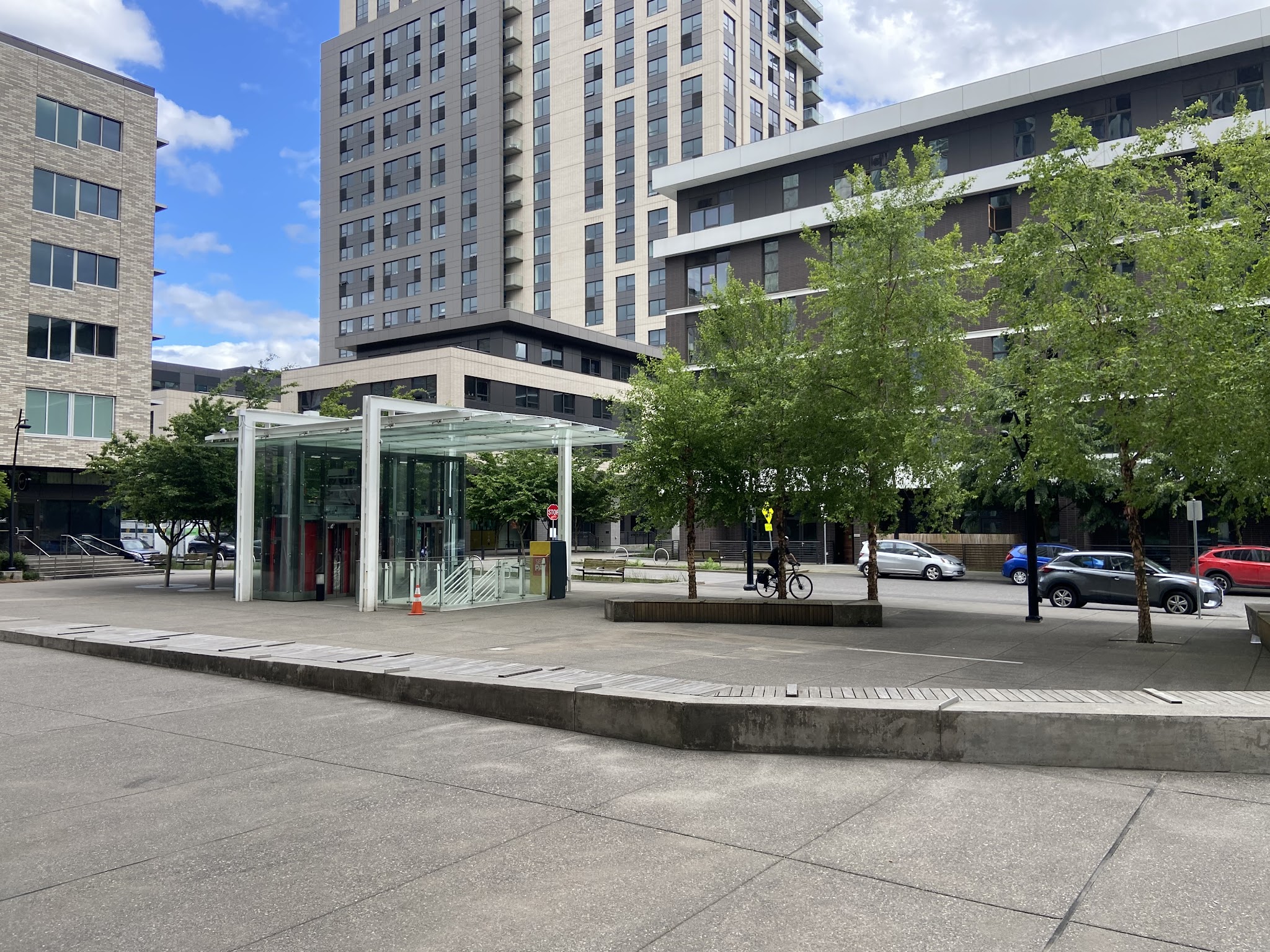 Hassalo Plaza - Portland, OR