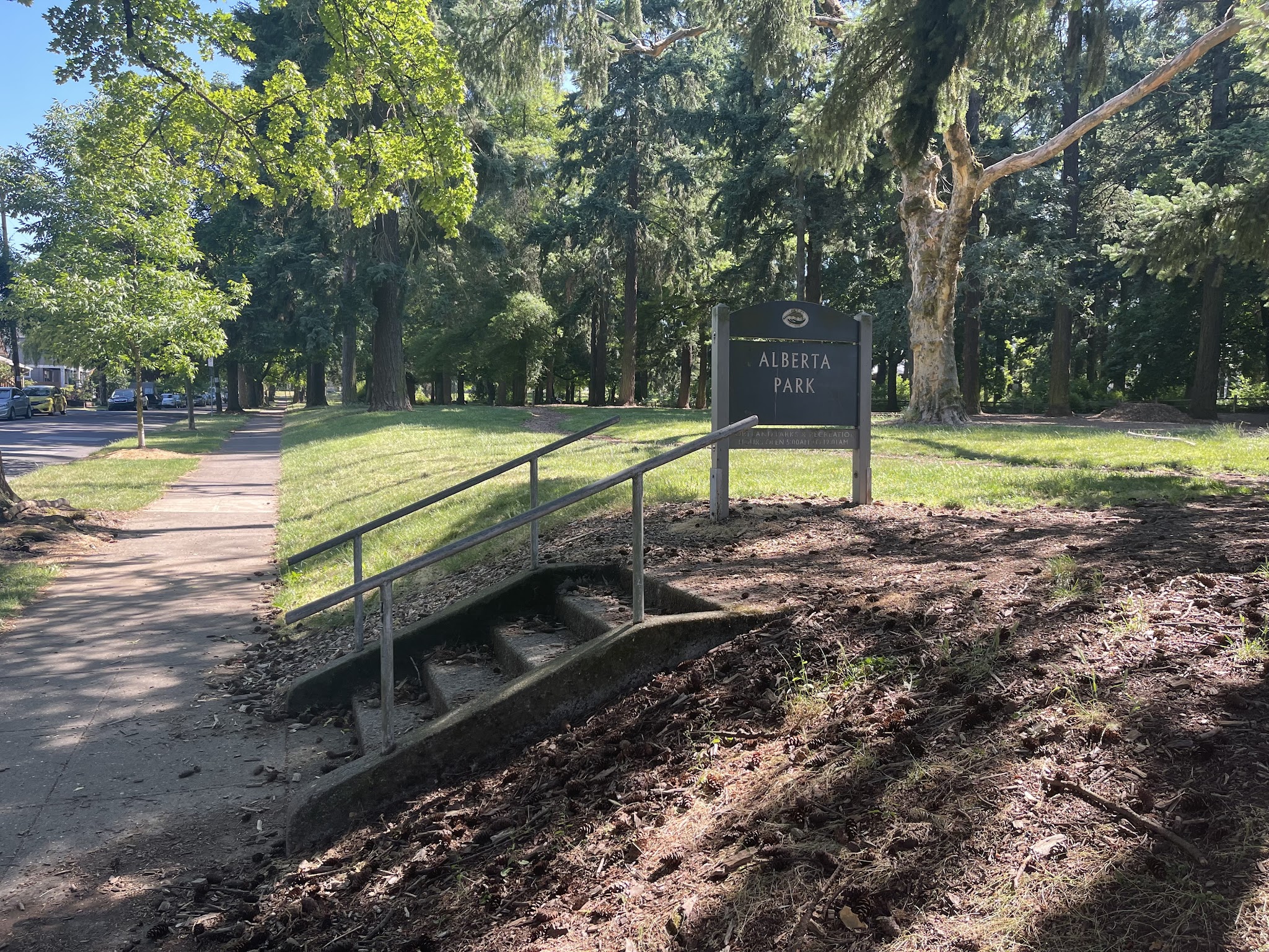 Alberta Unfenced Off-Leash Dog Park - Portland, OR