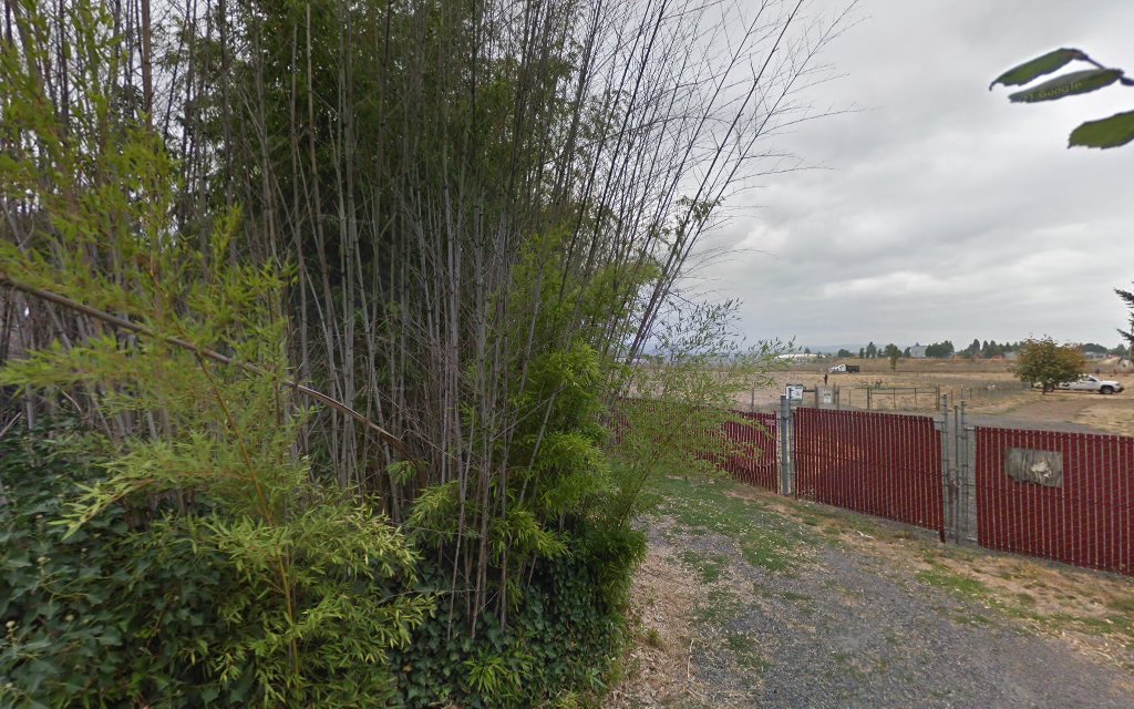 Sacajawea Fenced Off-Leash Dog Park - Portland, OR