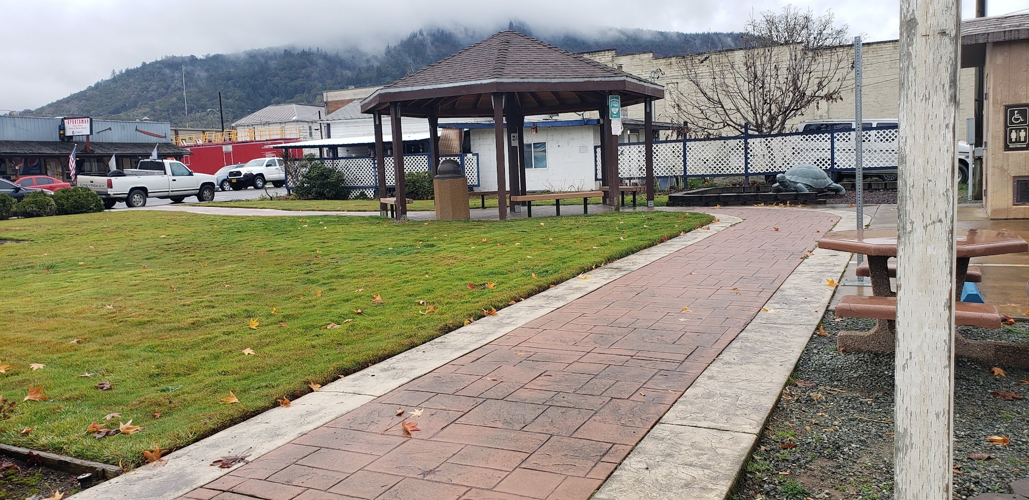 Riddle City Center Park Gazebo - Riddle, OR
