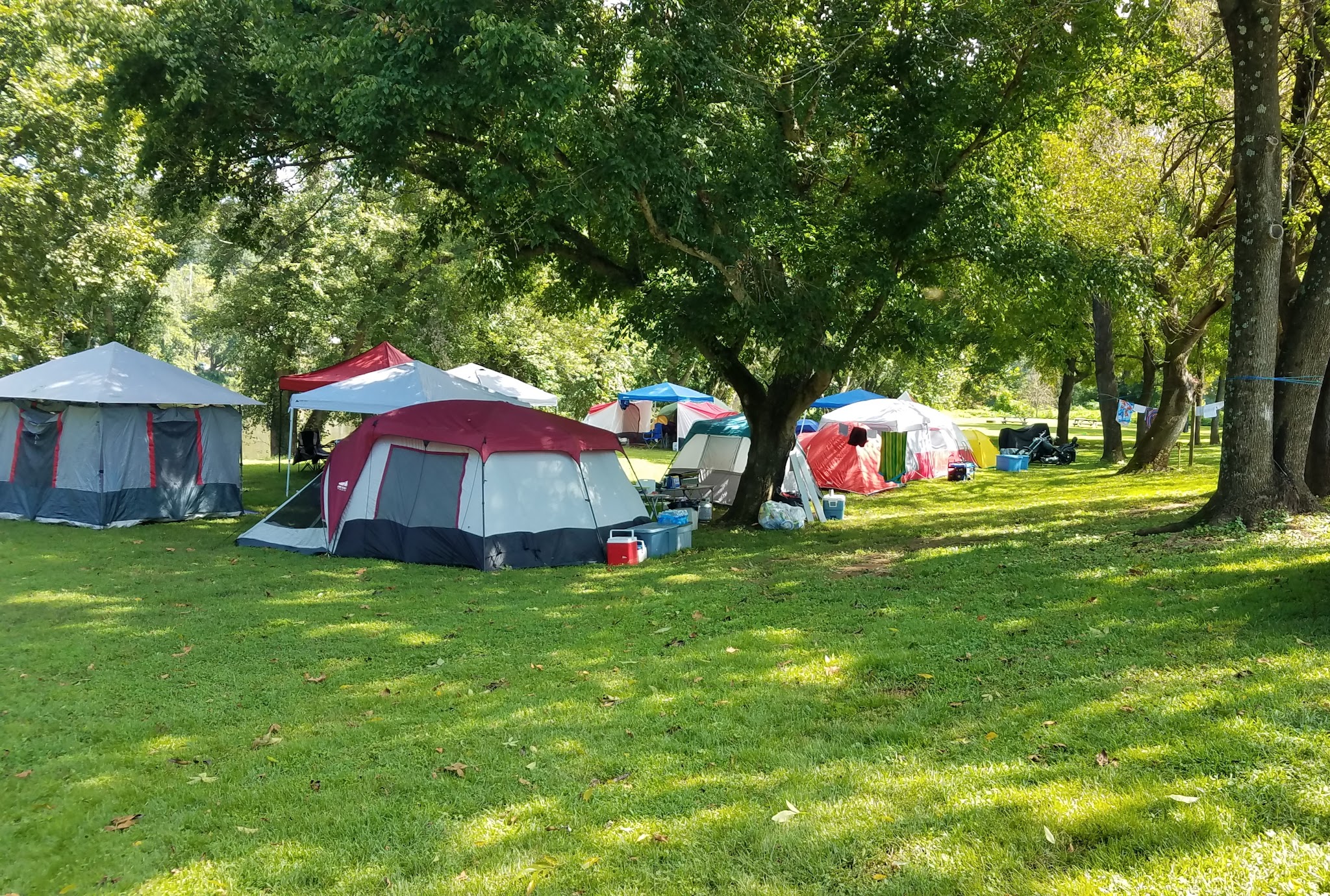 Horseshoe Flats Campground - Scottsville, VA