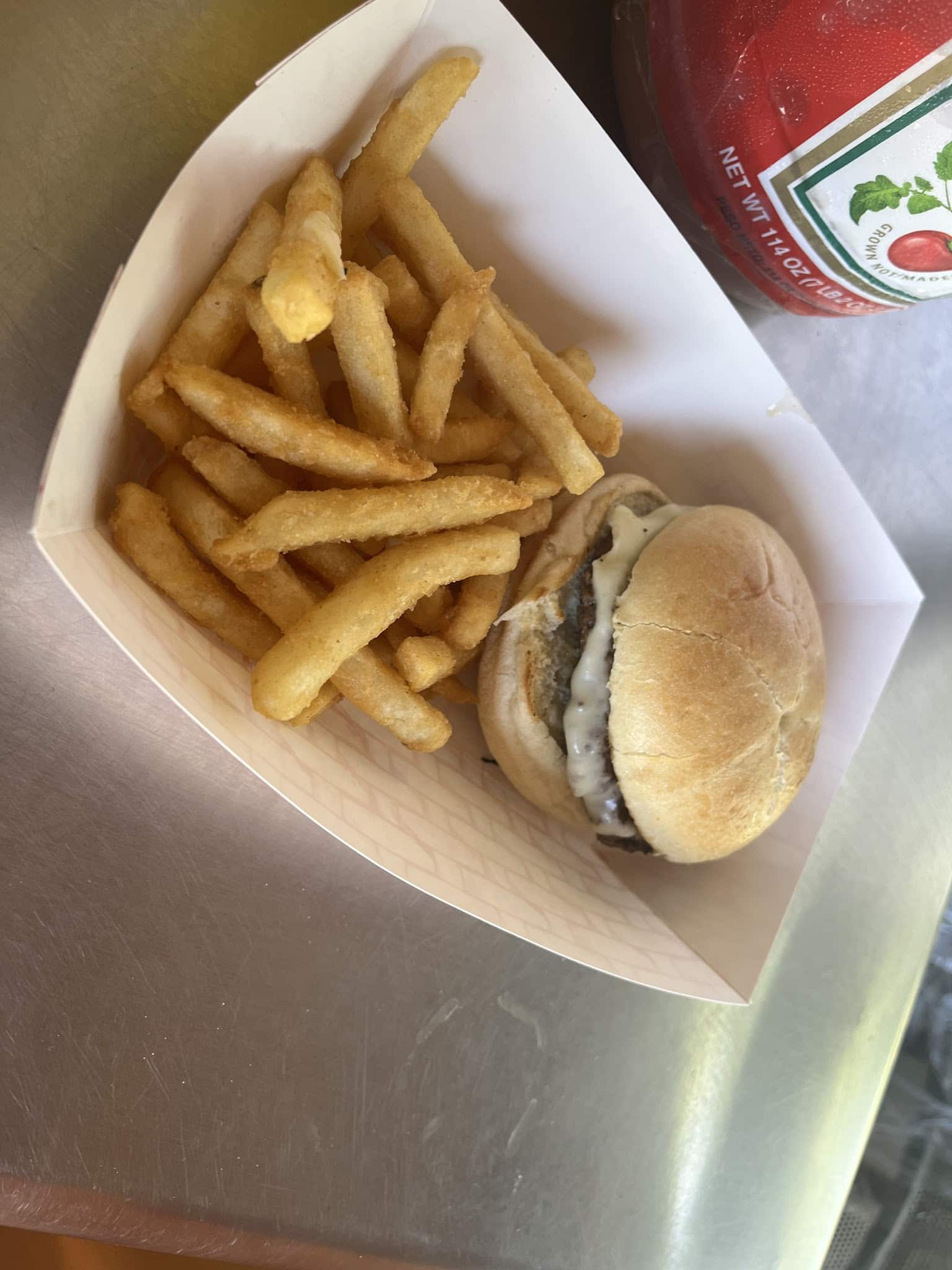 Teddy's Treats At Verona Beach State Park - Verona Beach, NY